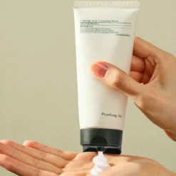 Calming Acne Cleansing Foam