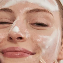 Cicaluronic Low Ph Cleanser