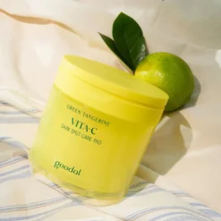 Green Tangerine Vita C Dark Spot Care Pad