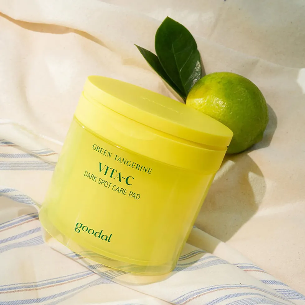 Green Tangerine Vita C Dark Spot Care Pad