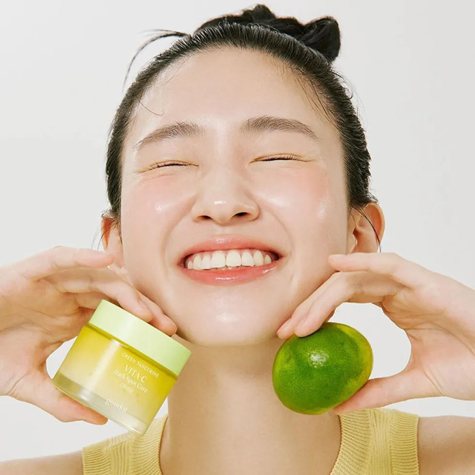 Green Tangerine Vita C Dark Spot Care Cream