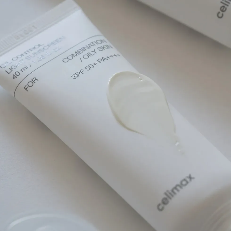 Oil Control Light Sunscreen