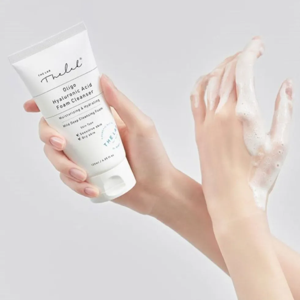 Oligo Hyaluronic Acid Foam Cleanser