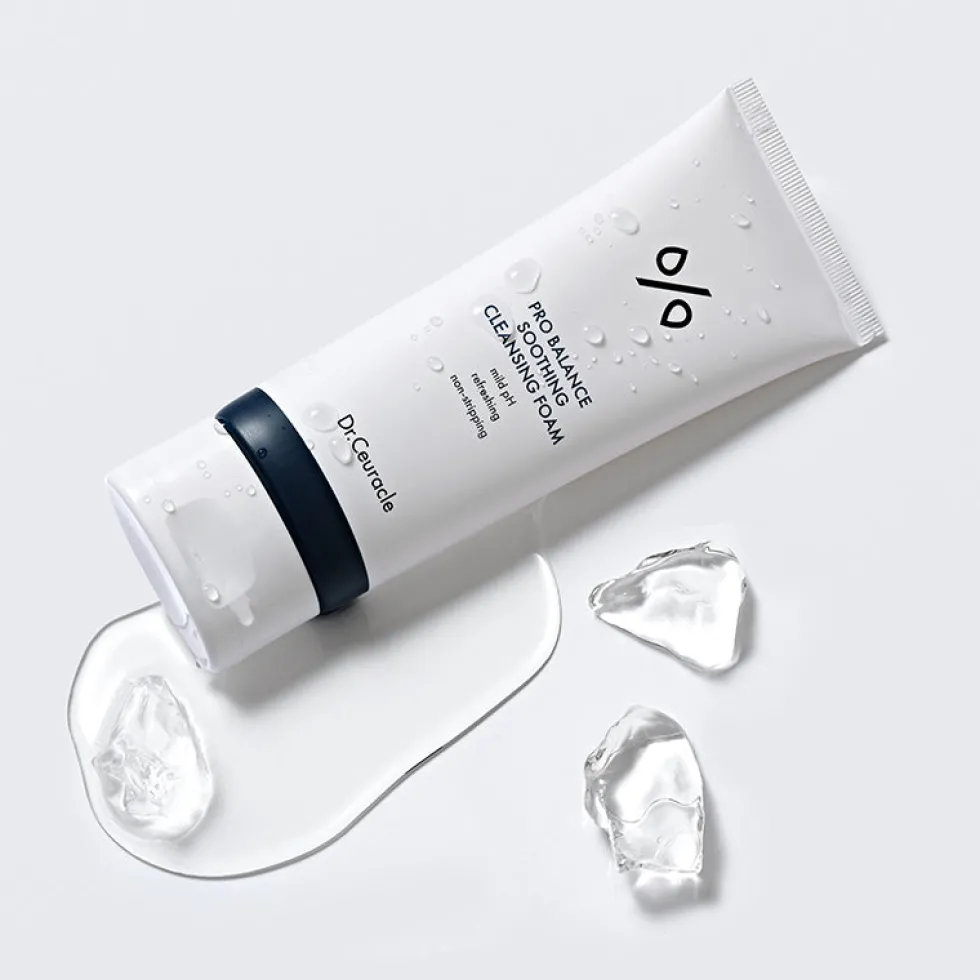 Pro Balance Soothing Cleansing Foam
