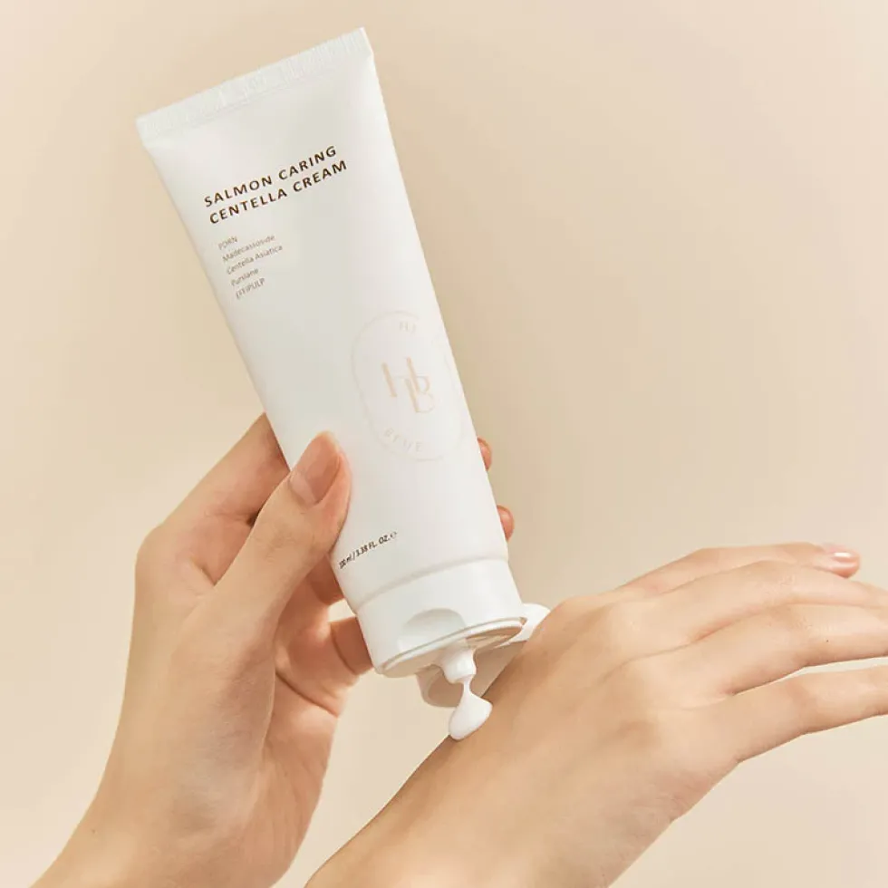 Salmon Caring Centella Cream