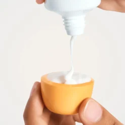 Zero-Cast Moisturizing Finish Sunscreen